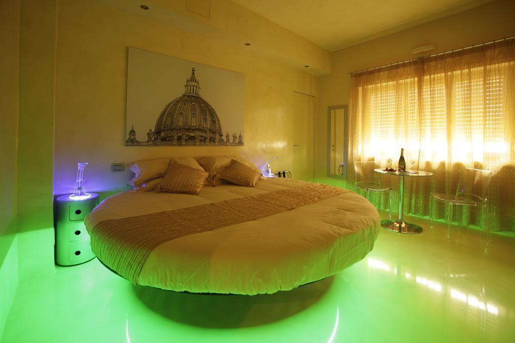 Myrome Vatican